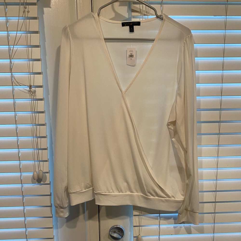 NWT Women’s Long Sleeve Blouse Cream Color